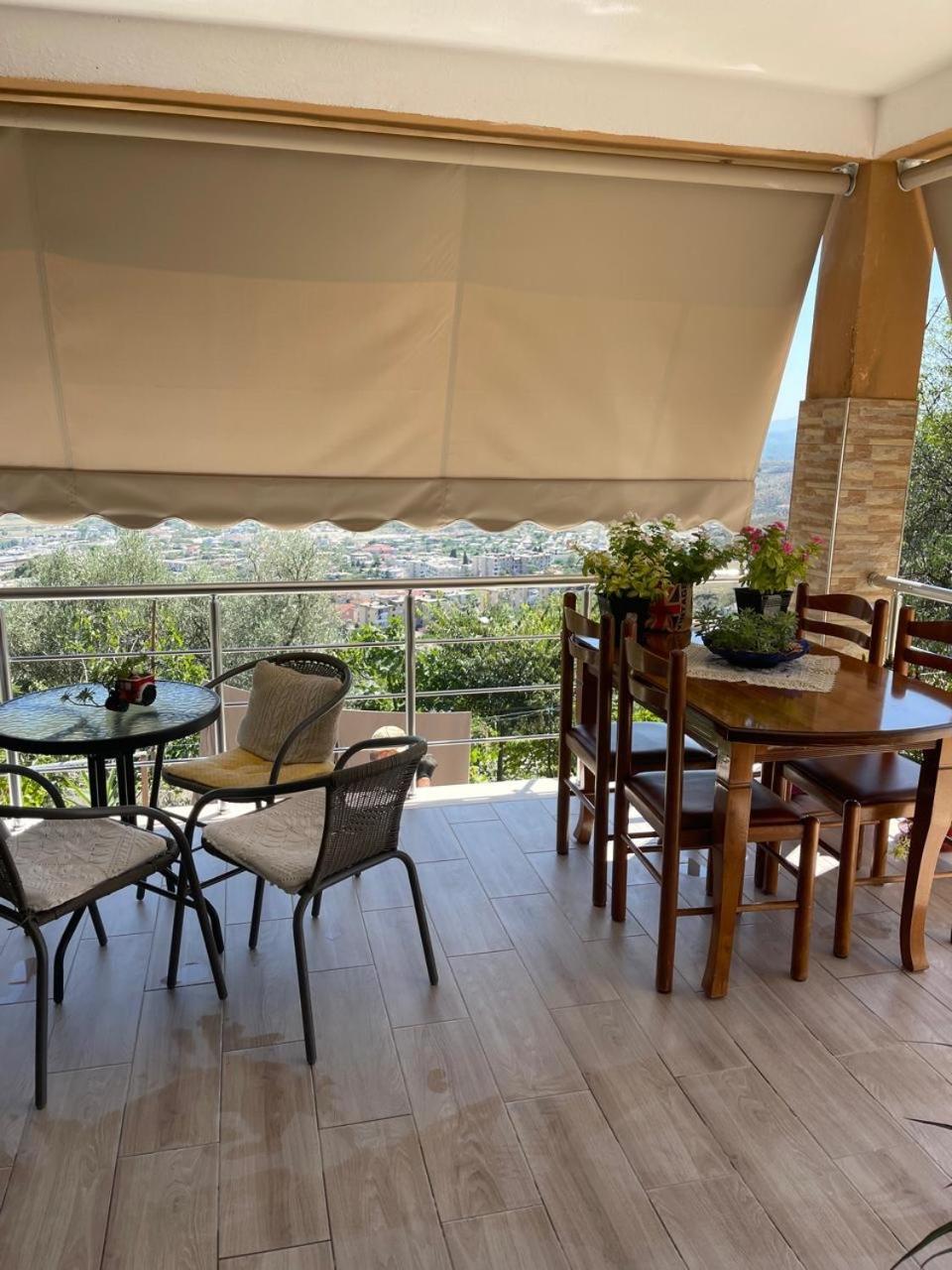 Alva Room'S Gjirokastër 외부 사진